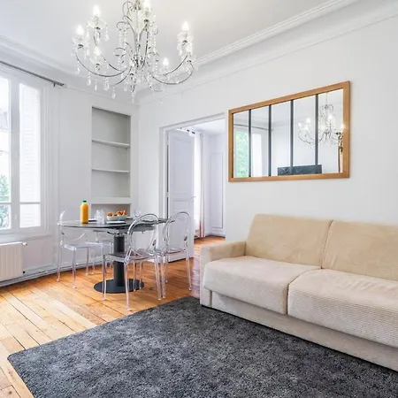 Charming Facing The Bois De Boulogne *