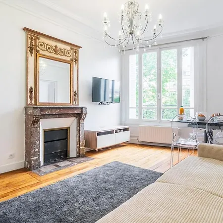 Charming Facing The Bois De Boulogne Appartement